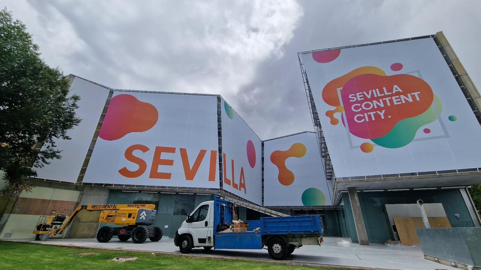 Publicidad exterior en Sevilla: guía práctica para elegir vallas, lonas y rotulación